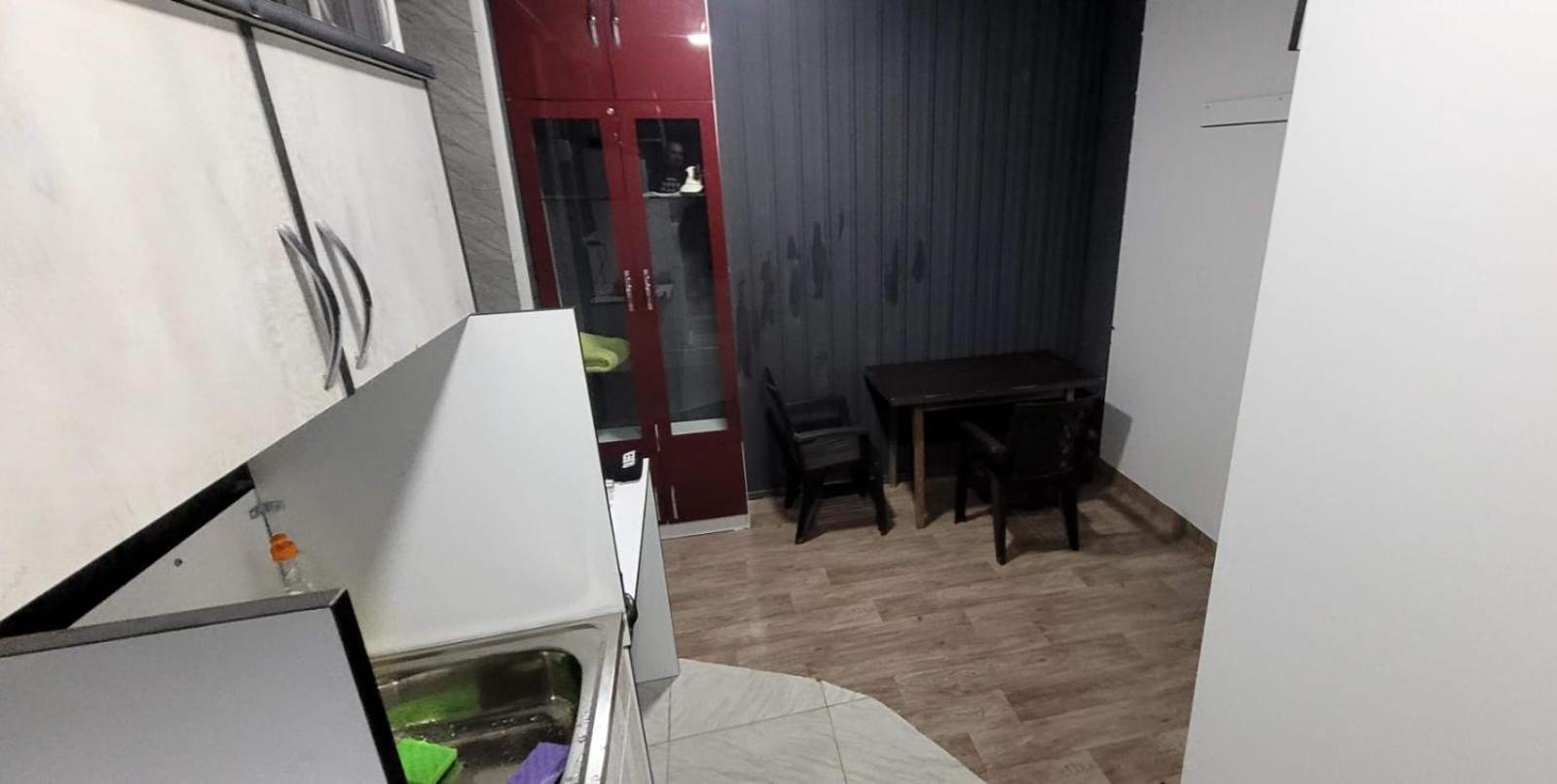 Kiev Hostel Тбілісі Екстер'єр фото