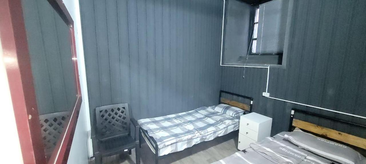 Kiev Hostel Тбілісі Екстер'єр фото
