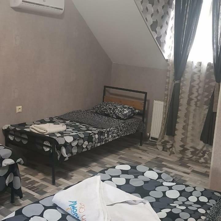 Kiev Hostel Тбілісі Екстер'єр фото