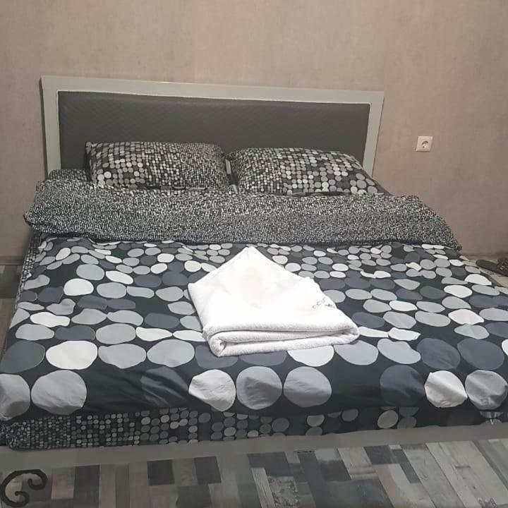 Kiev Hostel Тбілісі Екстер'єр фото